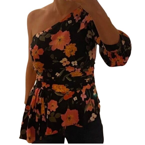 Olivaceous NWT one shoulder one sleeve ruffle bottom asymmetrical blouse size S - Picture 1 of 6